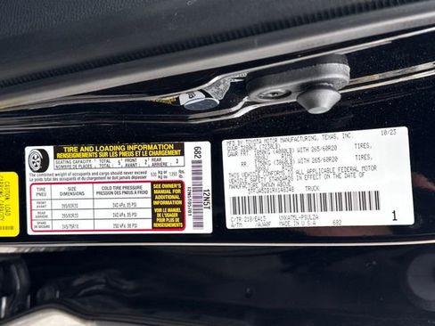 Used 2024 Toyota Tundra Limited image 18