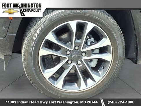 Used 2023 Jeep Grand Cherokee Overland RWD image 6