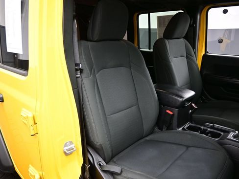 Used 2019 Jeep Wrangler Unlimited Sport AWD/4WD image 15