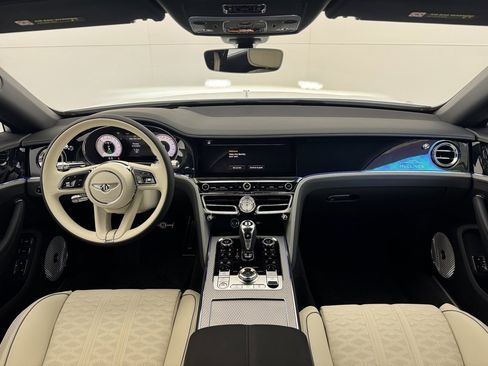 New 2026 Bentley Flying Spur Mulliner image 42