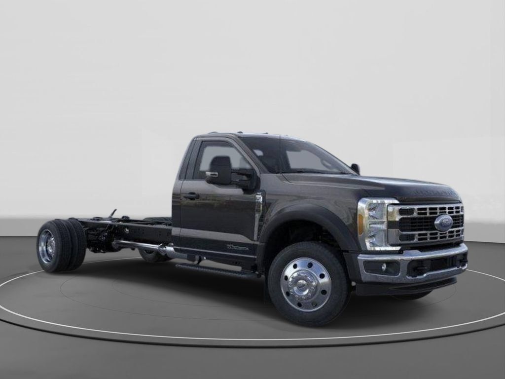 New 2025 Ford F550 Luxury RWD image 7