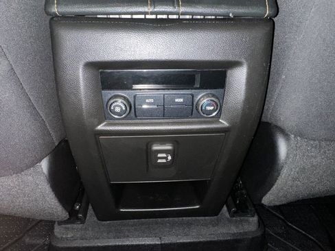 Used 2019 Chevrolet Traverse LS w/ LPO, Blackout Package FWD image 18