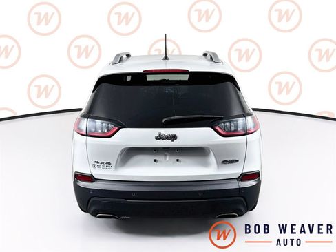 Used 2019 Jeep Cherokee Latitude Plus w/ Cold Weather Group AWD/4WD image 7