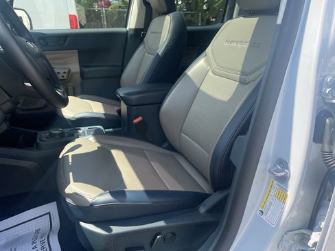 Used 2025 Ford Maverick Lariat w/ 4K Tow Package image 13