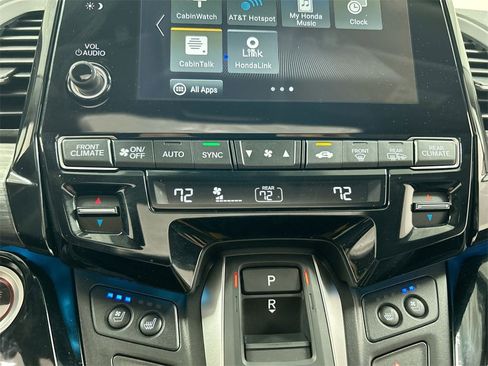 Used 2024 Honda Odyssey Elite image 17