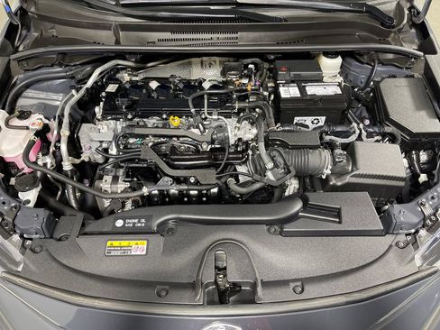 Certified 2024 Toyota Corolla SE w/ SE Premium Package FWD image 9