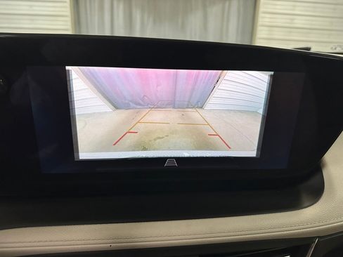 Certified 2024 Buick Encore GX Avenir w/ Avenir Convenience Package image 13