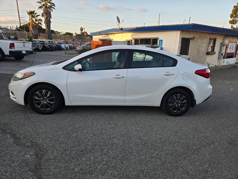 Used 2014 Kia Forte LX FWD image 18