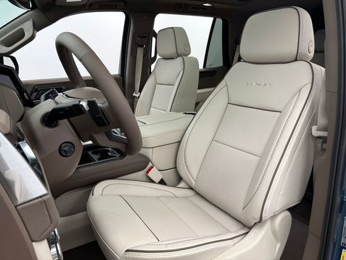 New 2026 GMC Yukon Denali w/ Sun & Power Step Package image 20