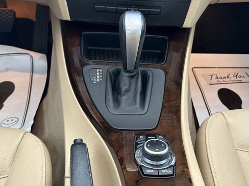 Used 2011 BMW 328i xDrive Sedan image 25