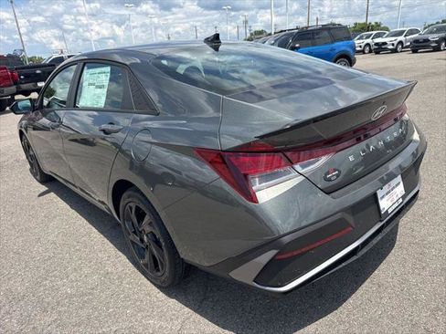 New 2026 Hyundai Elantra Sport FWD image 12