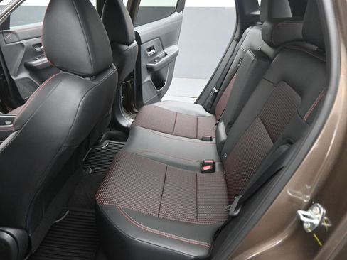 New 2026 Nissan Kicks SR image 16