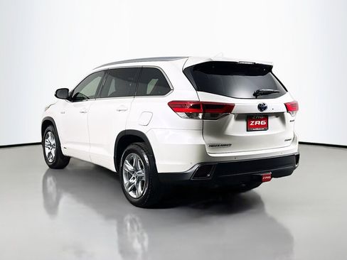 Used 2019 Toyota Highlander Limited AWD/4WD image 3