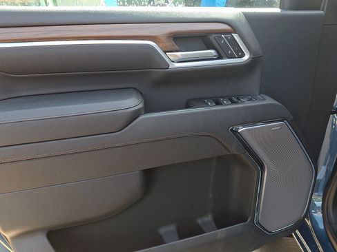 New 2026 Chevrolet Silverado 2500 High Country w/ High Country Premium Package AWD/4WD image 12