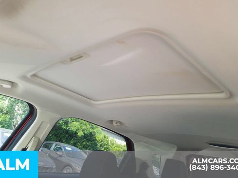 Used 2021 Ford EcoSport SE w/ SE Convenience Package FWD image 8