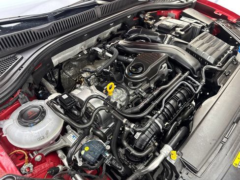 Used 2025 Volkswagen Jetta SE FWD image 74
