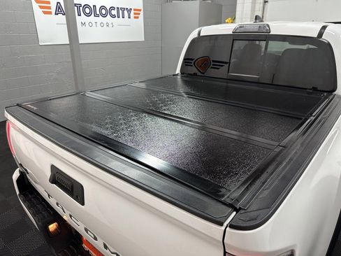 Used 2019 Toyota Tacoma TRD Pro image 11