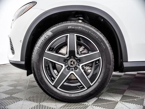 Certified 2026 Mercedes-Benz GLC 300 image 4
