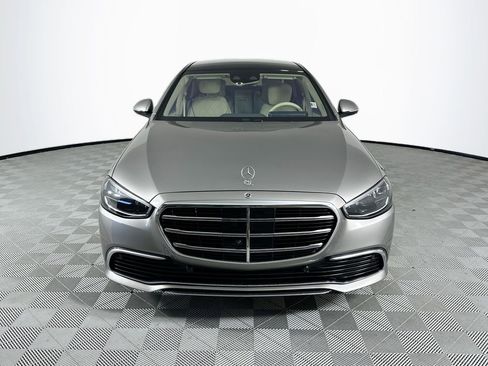 Used 2022 Mercedes-Benz S 500 4MATIC image 2
