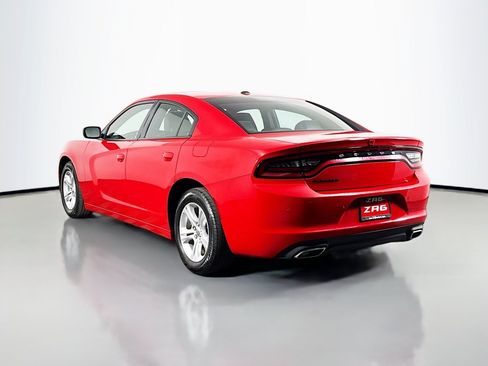 Used 2021 Dodge Charger SXT w/ Leather Interior Group RWD image 3