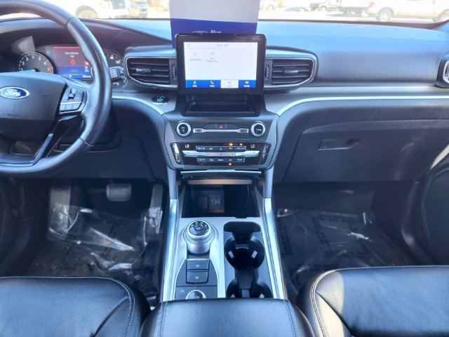 Certified 2020 Ford Explorer XLT w/ Equipment Group 202A AWD/4WD image 14