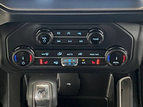 Used 2022 Ford Bronco Outer Banks w/ Sasquatch Package AWD/4WD image 23