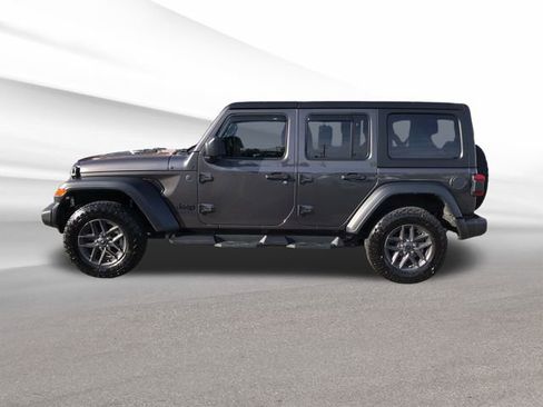 Used 2024 Jeep Wrangler Sport S image 3