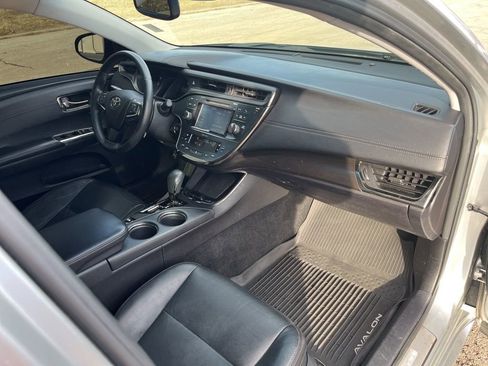 Used 2017 Toyota Avalon XLE Premium w/ Protection Package image 23