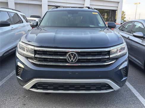 Used 2022 Volkswagen Atlas SE AWD/4WD image 2