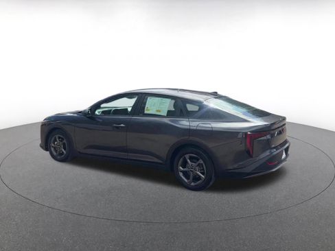 Used 2025 Kia K4 LXS FWD image 10