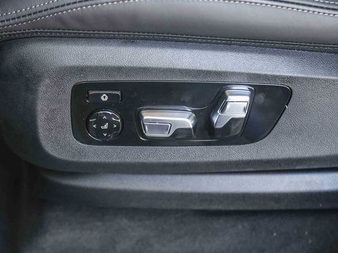 New 2026 BMW ALPINA XB7 image 19