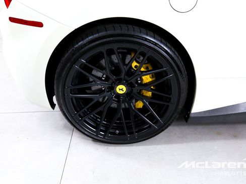 Used 2018 Ferrari 488 Spider RWD image 31