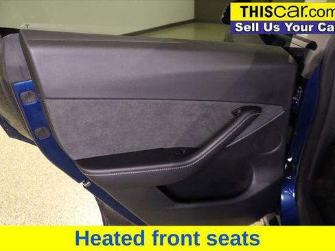 Used 2022 Tesla Model Y Long Range image 23