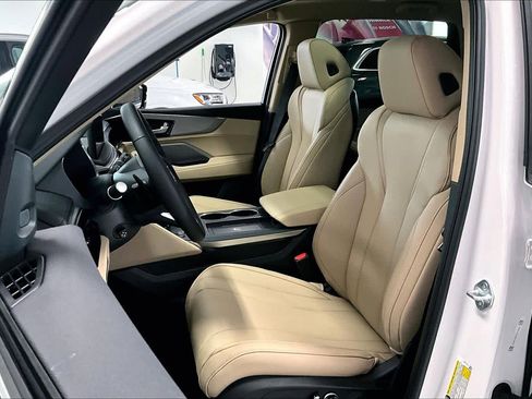 New 2026 Acura MDX SH-AWD image 11