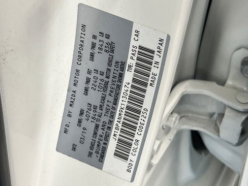 Used 2019 MAZDA MAZDA3 Premium image 26