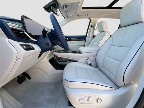 New 2026 Buick Enclave Avenir w/ Super Cruise Package image 15