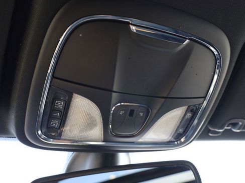 Used 2020 Jeep Cherokee High Altitude image 29