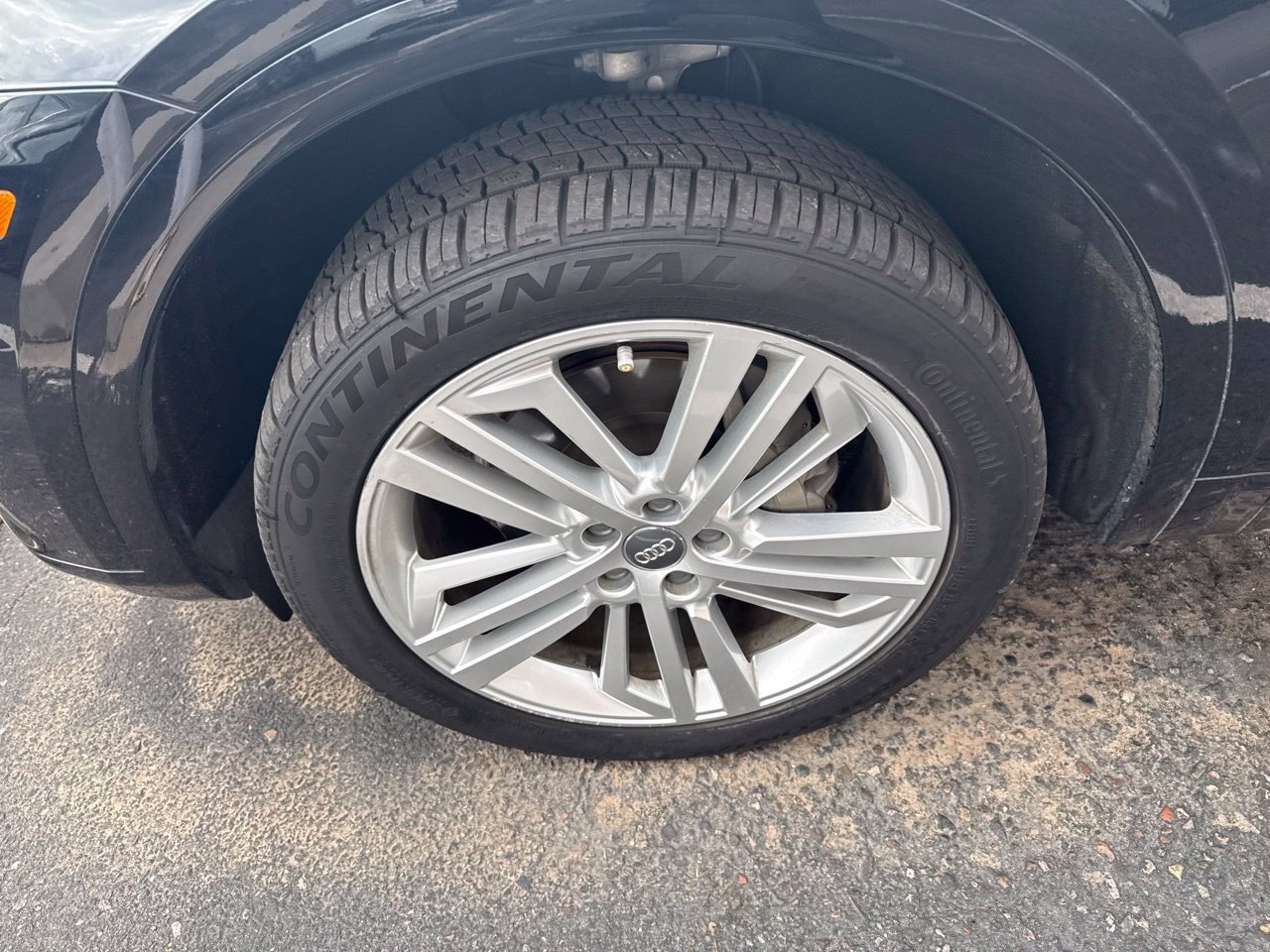 Used 2018 Audi Q5 2.0T Premium Plus w/ Premium Plus Package AWD/4WD image 5