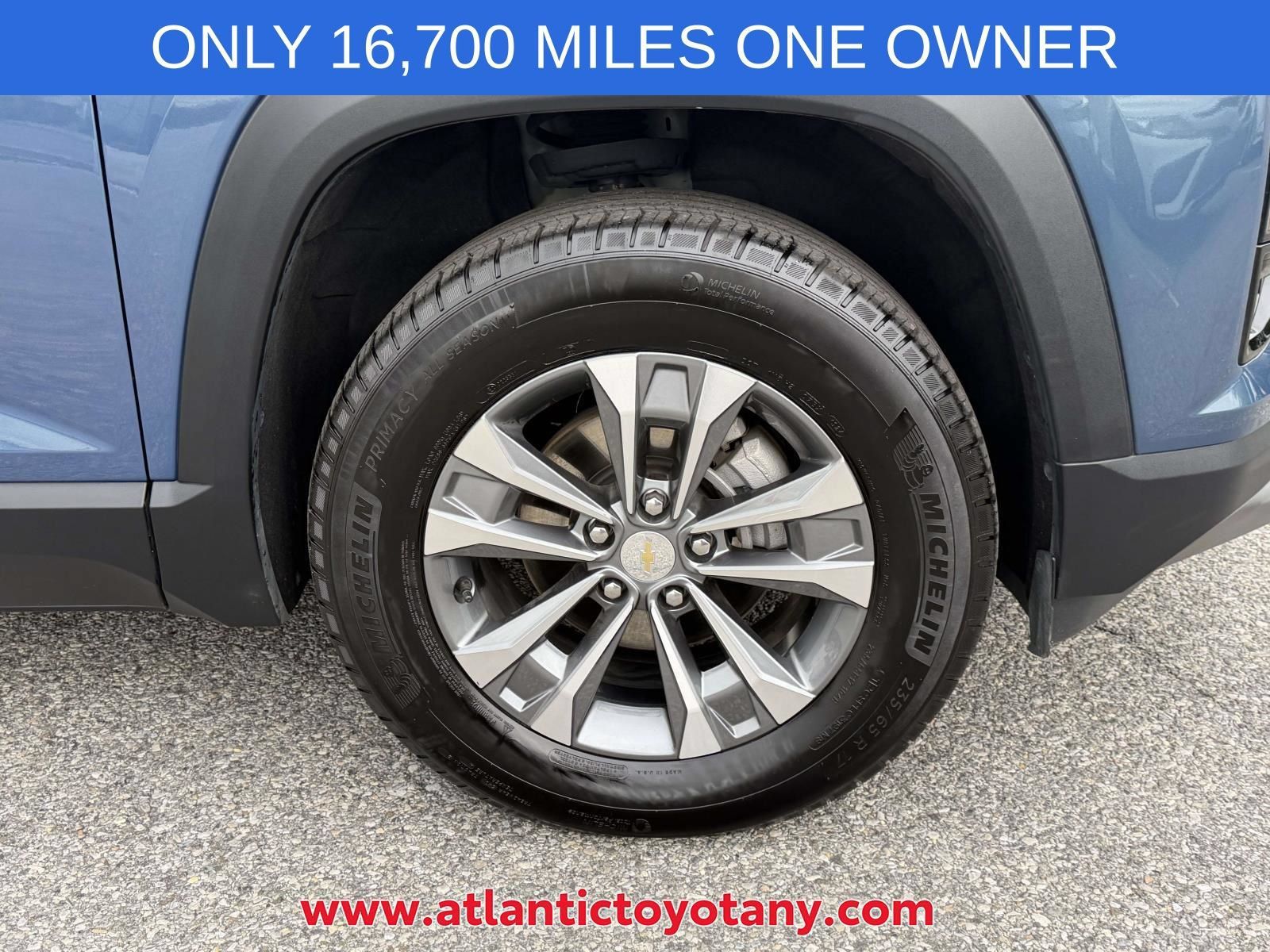 Used 2025 Chevrolet Equinox LT w/ Safety and Technology Package AWD/4WD image 11