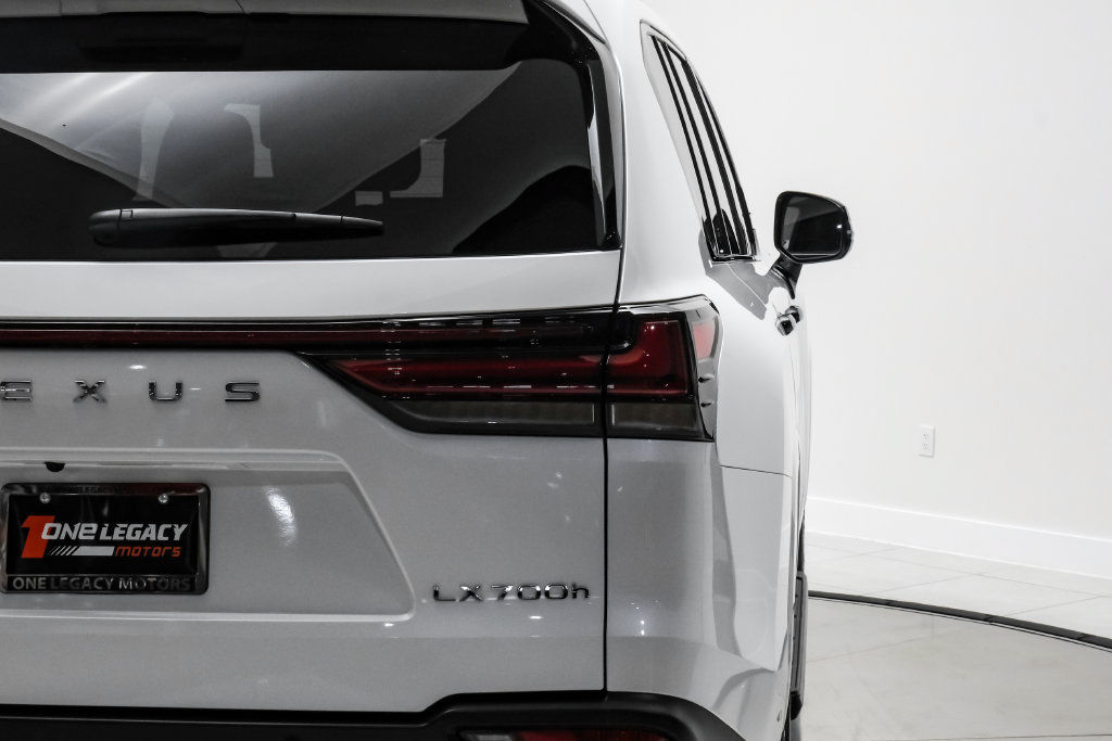 Used 2026 Lexus LX 700h Luxury w/ Appearance Package AWD/4WD image 52