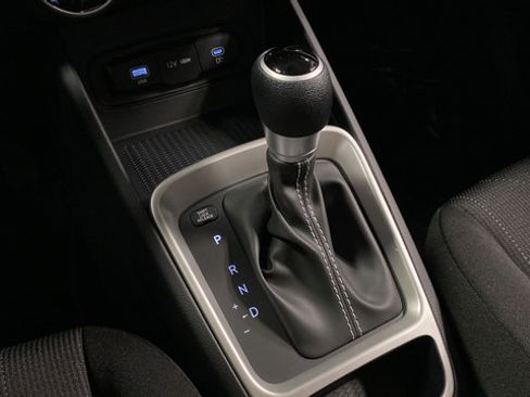 New 2026 Hyundai Venue SE FWD image 18
