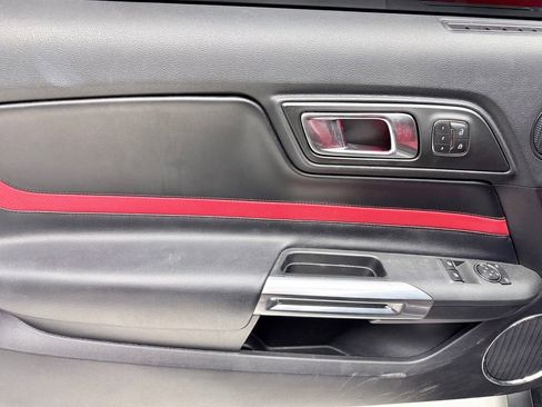 Used 2019 Ford Mustang GT Premium w/ Equipment Group 401A image 15