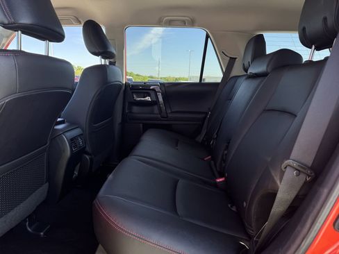 Used 2024 Toyota 4Runner TRD Off-Road Premium w/ Off Road Premium Plus Package image 29