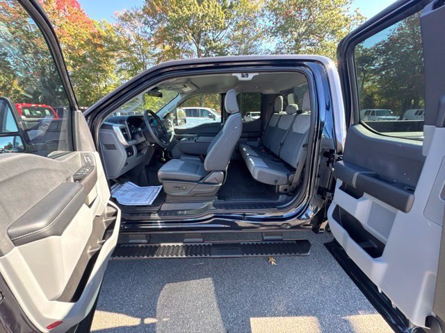 Certified 2025 Ford F250 XLT AWD/4WD image 12