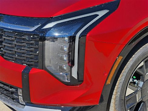 New 2026 Kia Sportage SX image 6