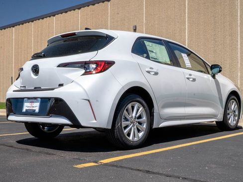 New 2026 Toyota Corolla SE FWD image 9