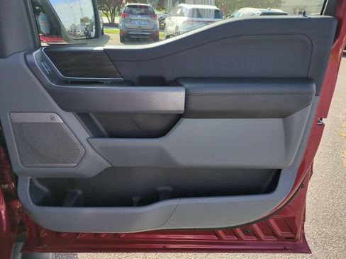 Used 2025 Ford F150 Lariat w/ Equipment Group 501A Mid AWD/4WD image 33