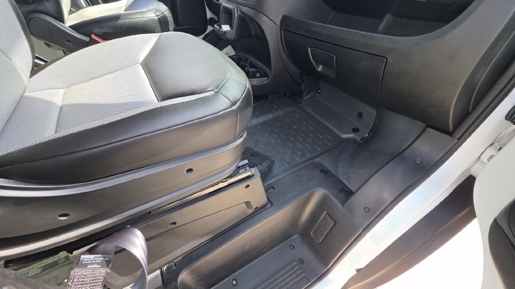 Used 2023 RAM ProMaster 2500 FWD image 12