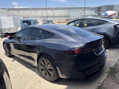 Used 2024 Tesla Model S AWD/4WD image 6