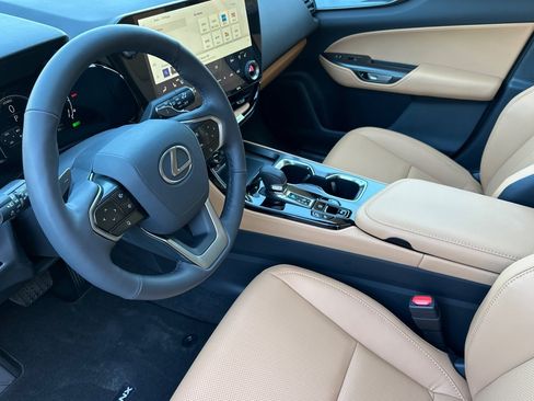 New 2026 Lexus NX 350h AWD w/ Premium Package image 4